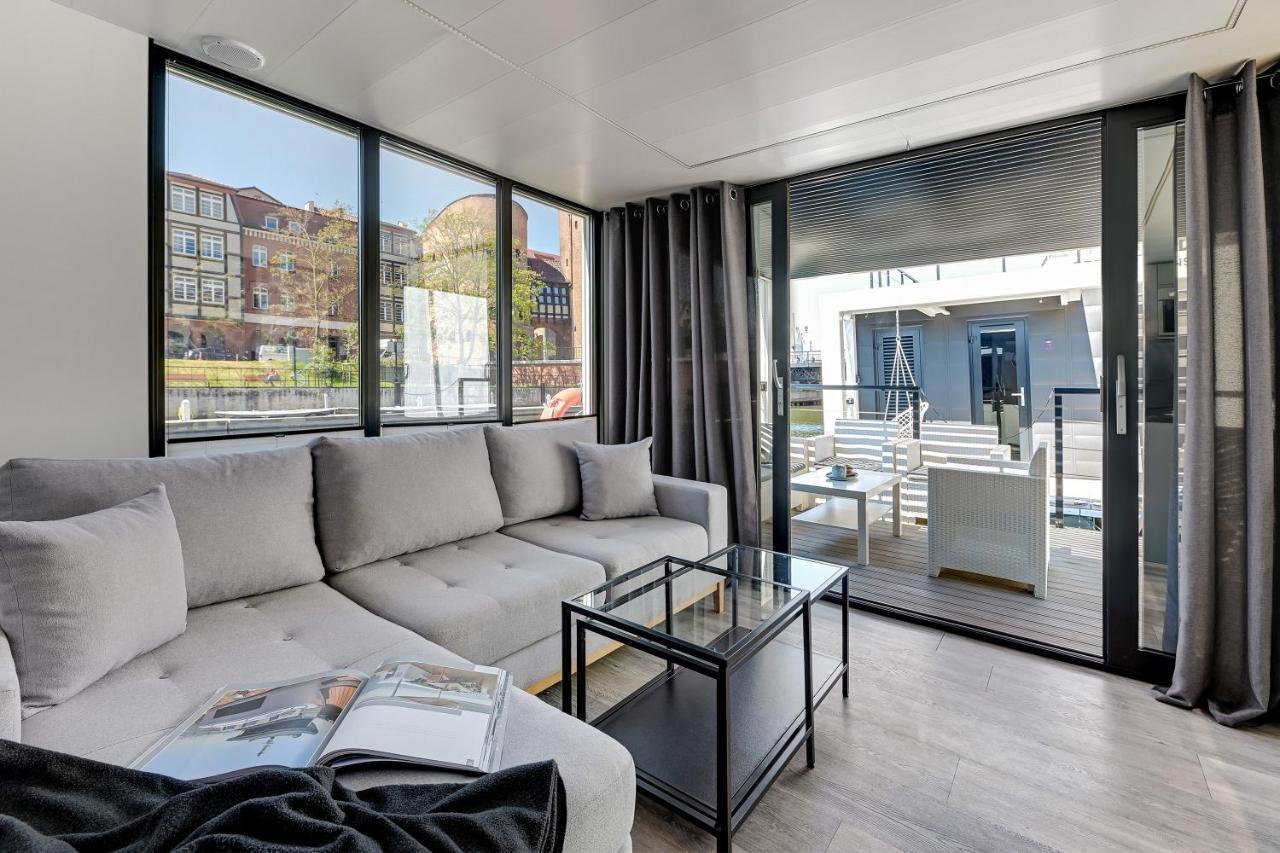 Domy Na Wodzie - La Mare Motlava Houseboats With Sauna By Downtown Apartments กดัญสก์ ภายนอก รูปภาพ