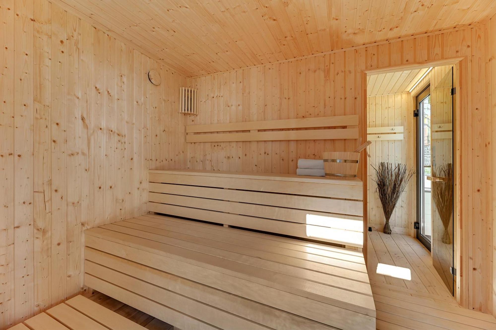 Domy Na Wodzie - La Mare Motlava Houseboats With Sauna By Downtown Apartments กดัญสก์ ภายนอก รูปภาพ