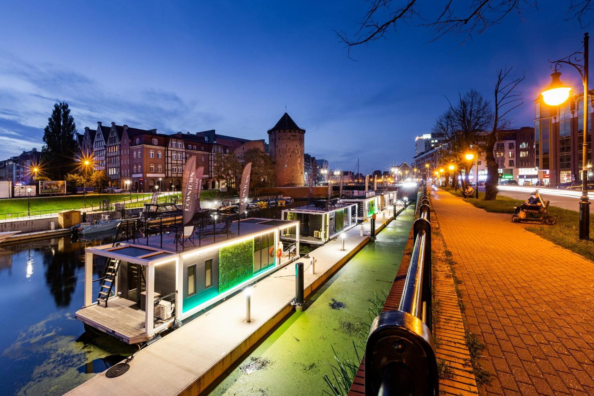 Domy Na Wodzie - La Mare Motlava Houseboats With Sauna By Downtown Apartments กดัญสก์ ภายนอก รูปภาพ