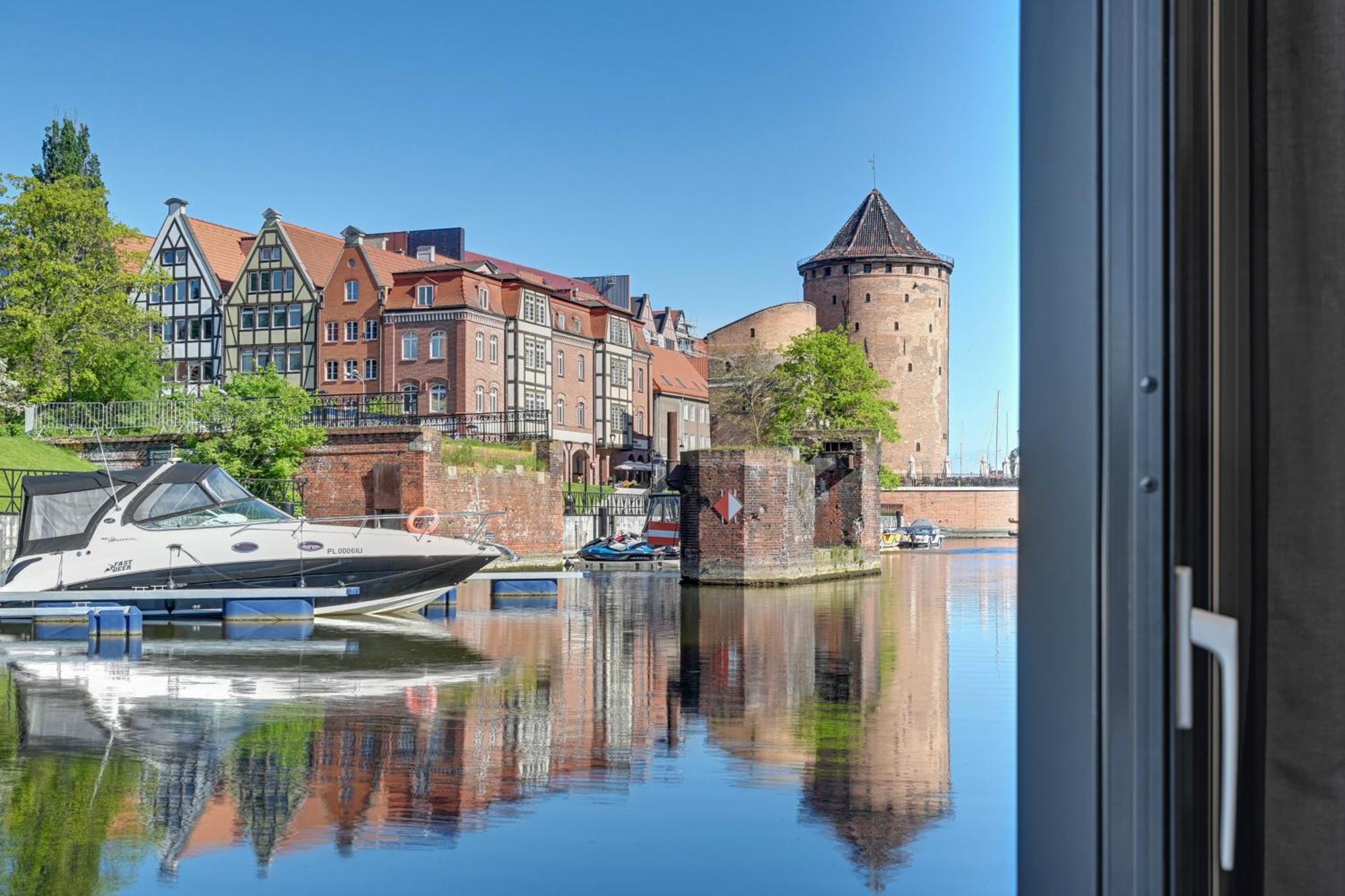 Domy Na Wodzie - La Mare Motlava Houseboats With Sauna By Downtown Apartments กดัญสก์ ห้อง รูปภาพ